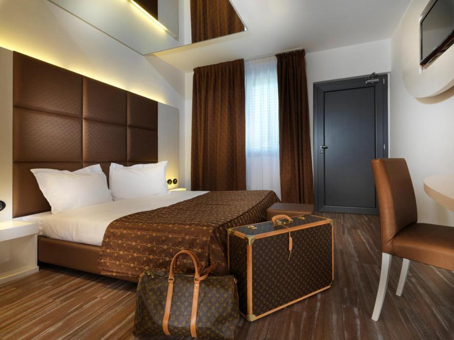 Blu9 Hotel Novedrate Kamer foto
