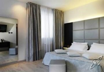 Blu9 Hotel Novedrate Buitenkant foto
